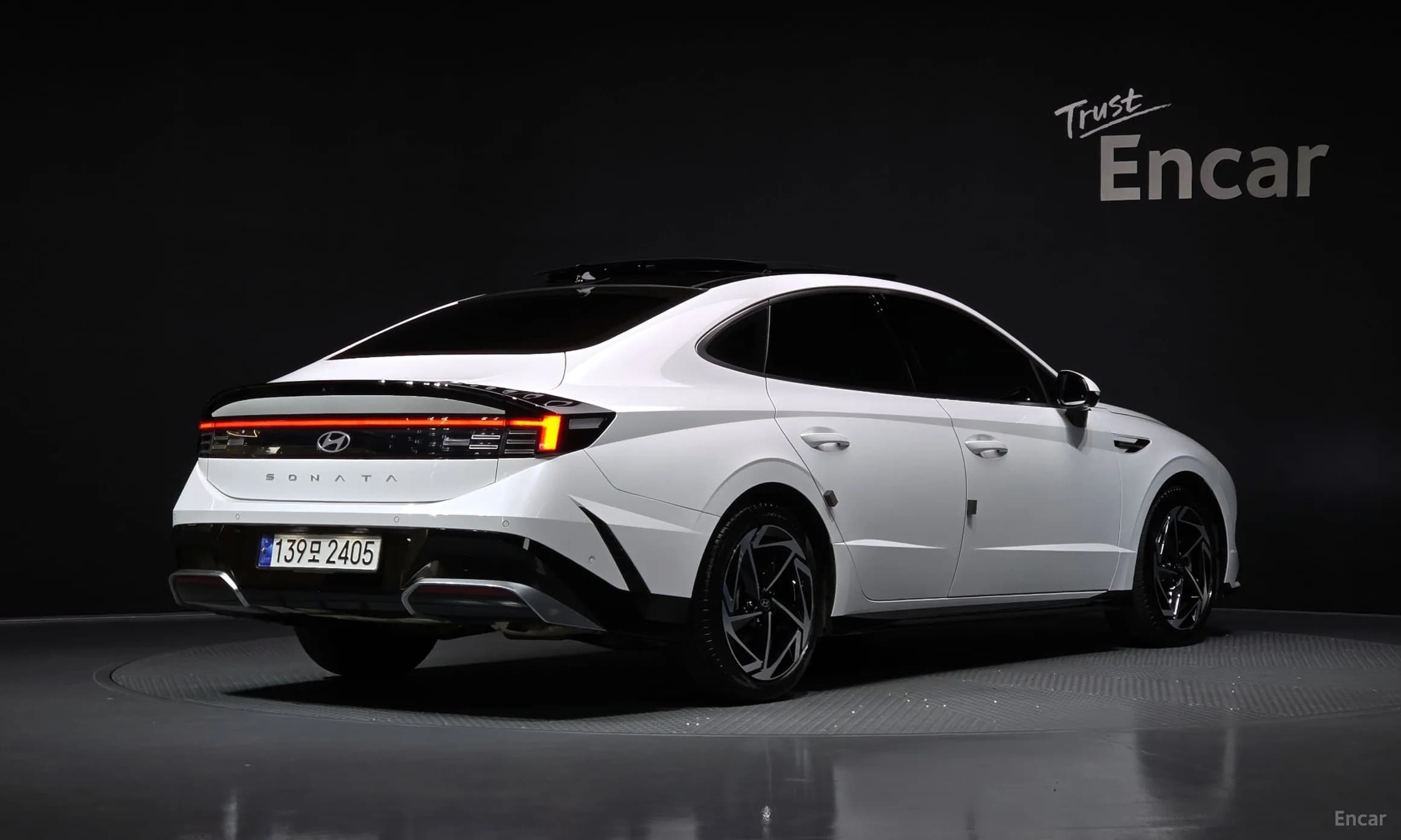 Sonata The Edge Hybrid (DN8)