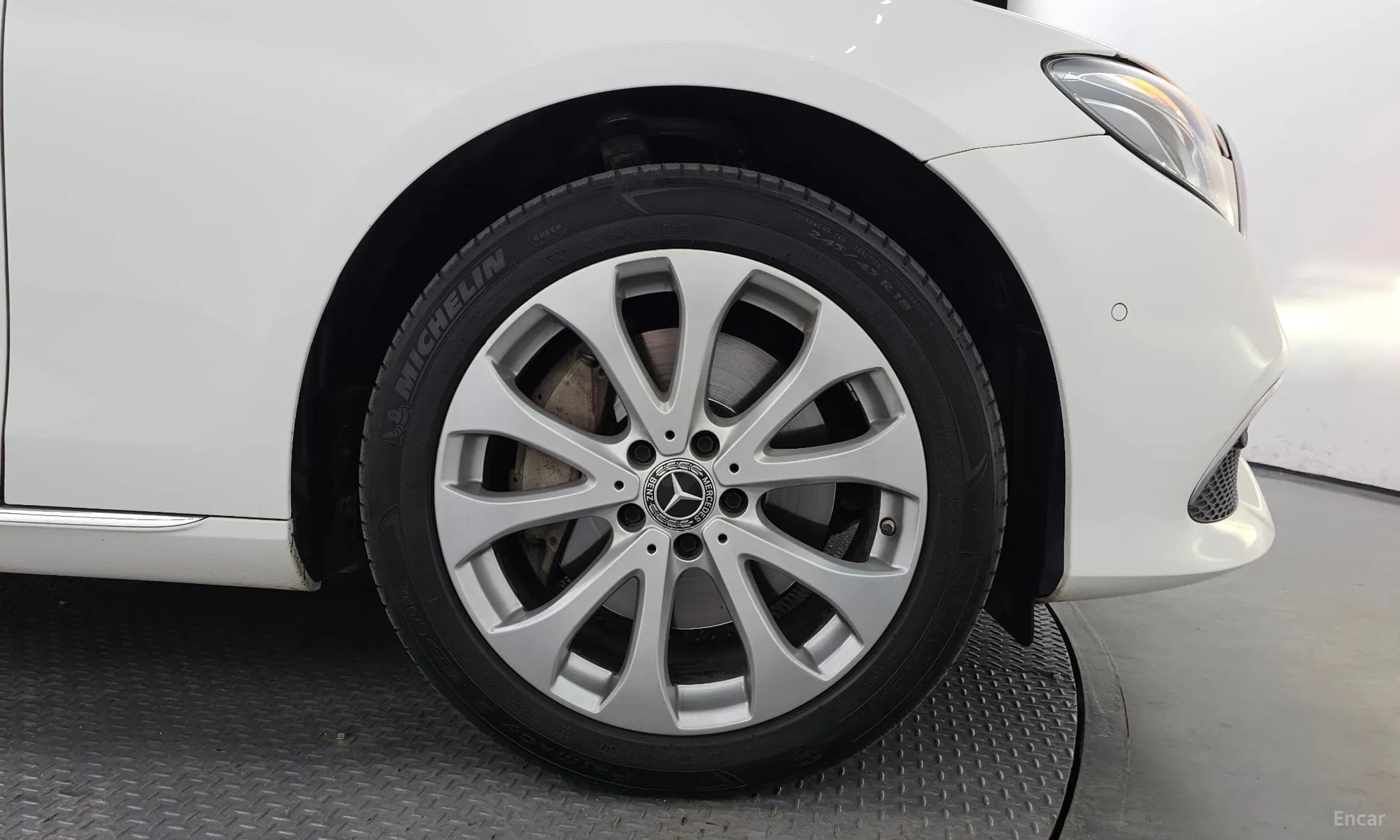 E-Class W213