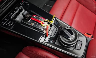 911 (992)