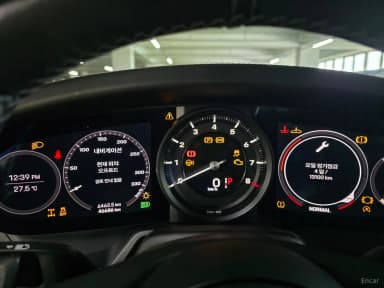 911 (992)