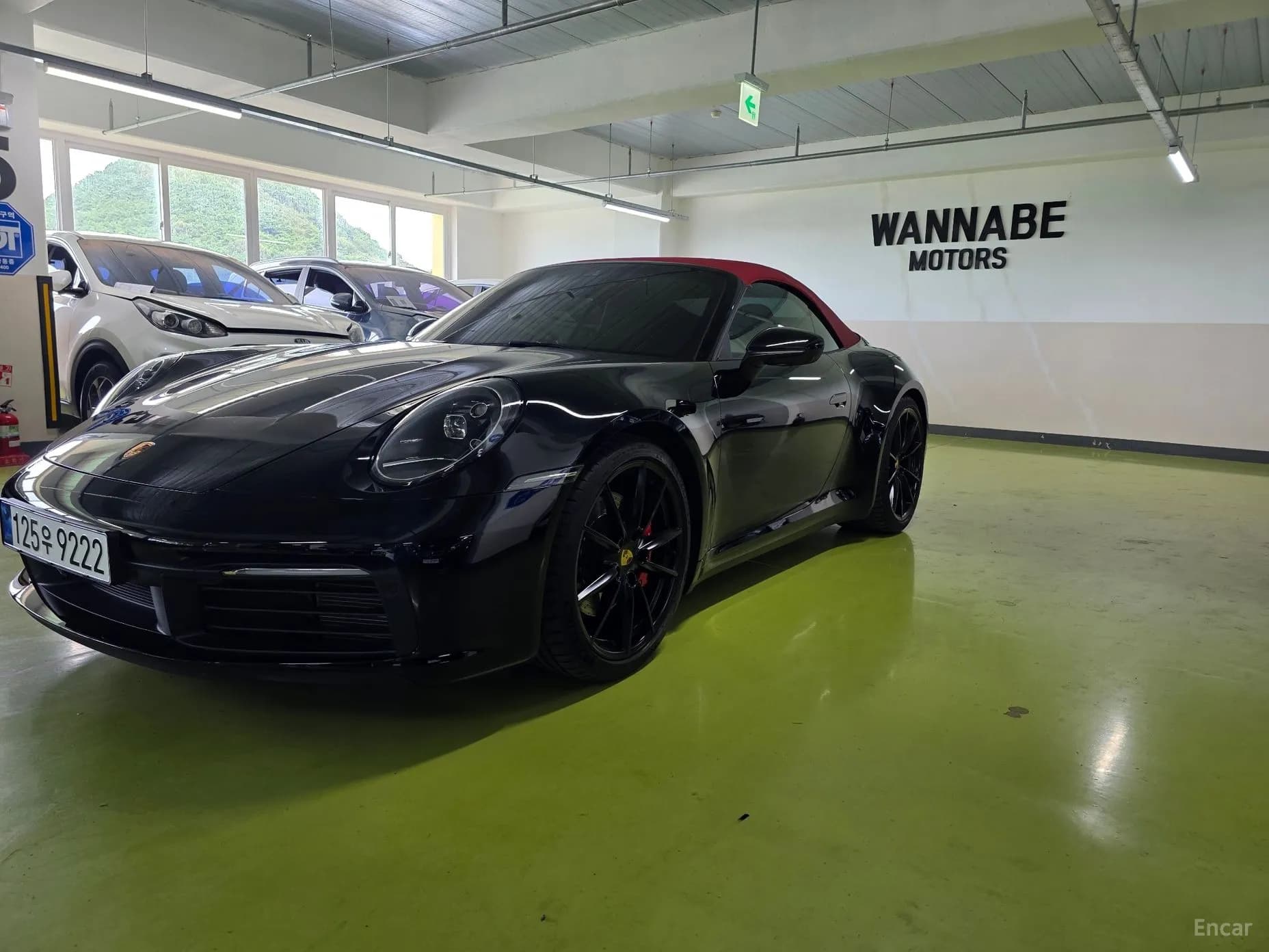 911 (992)