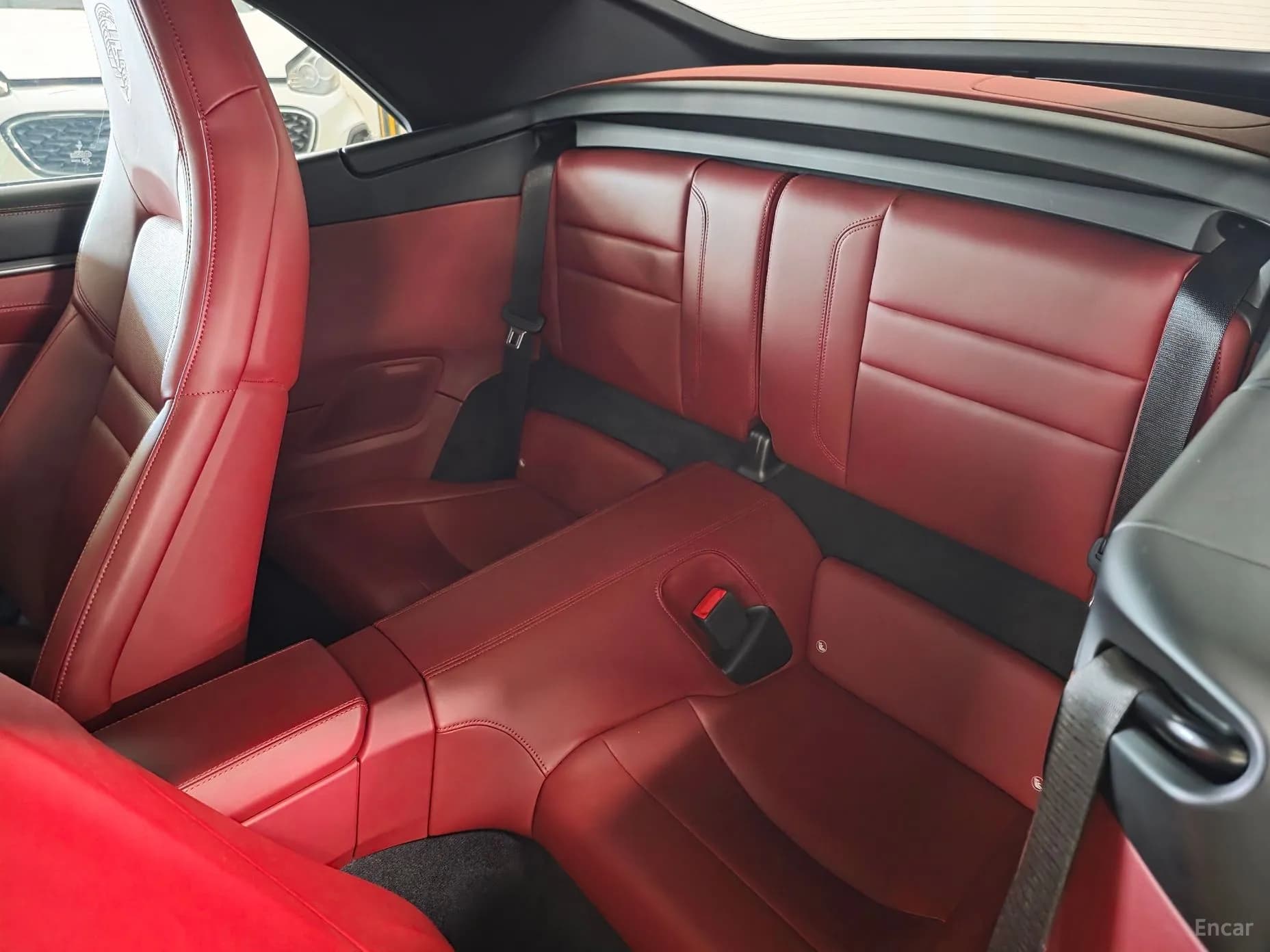 911 (992)