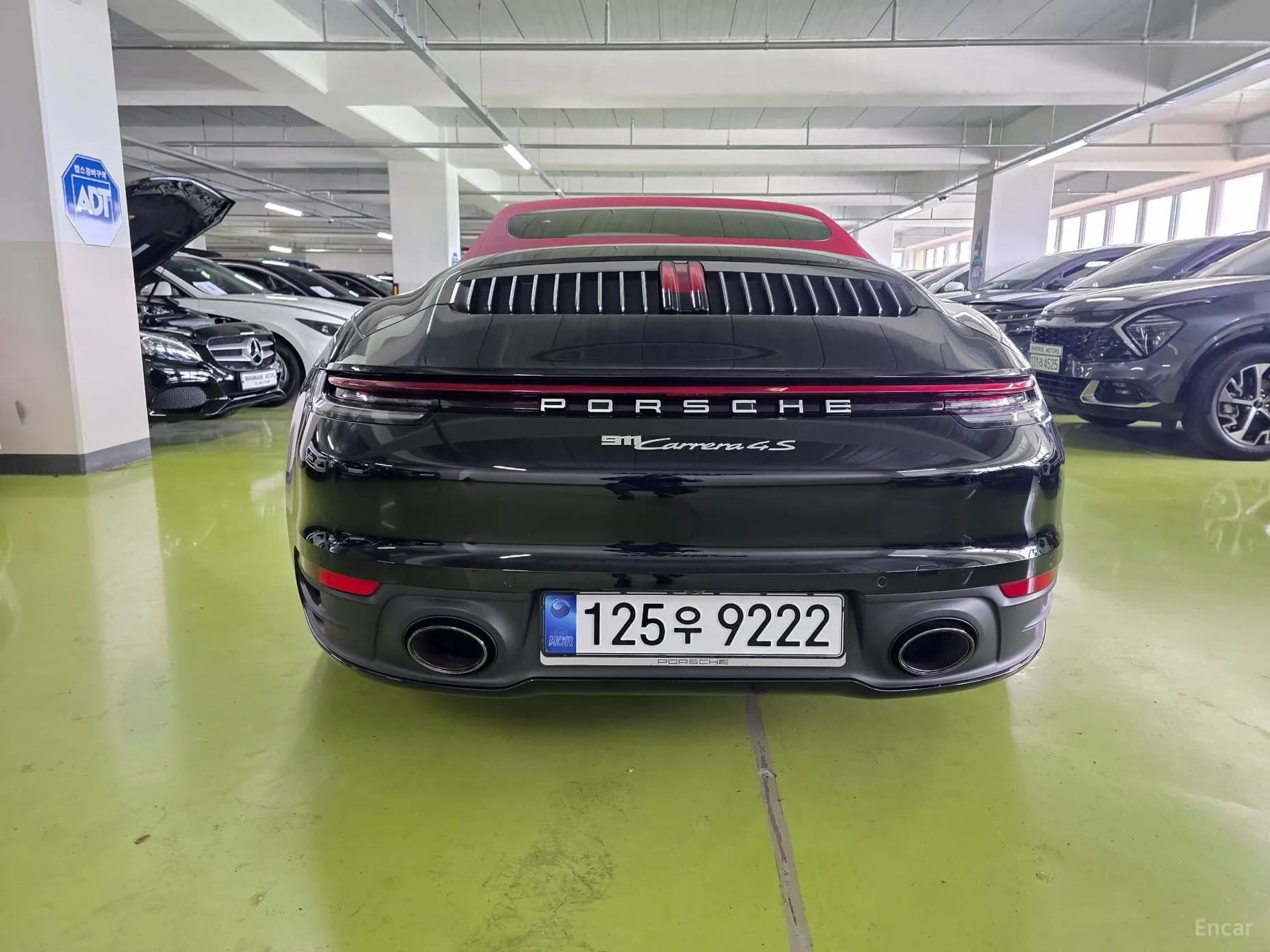 911 (992)