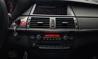 X5 (E70)