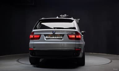 X5 (E70)