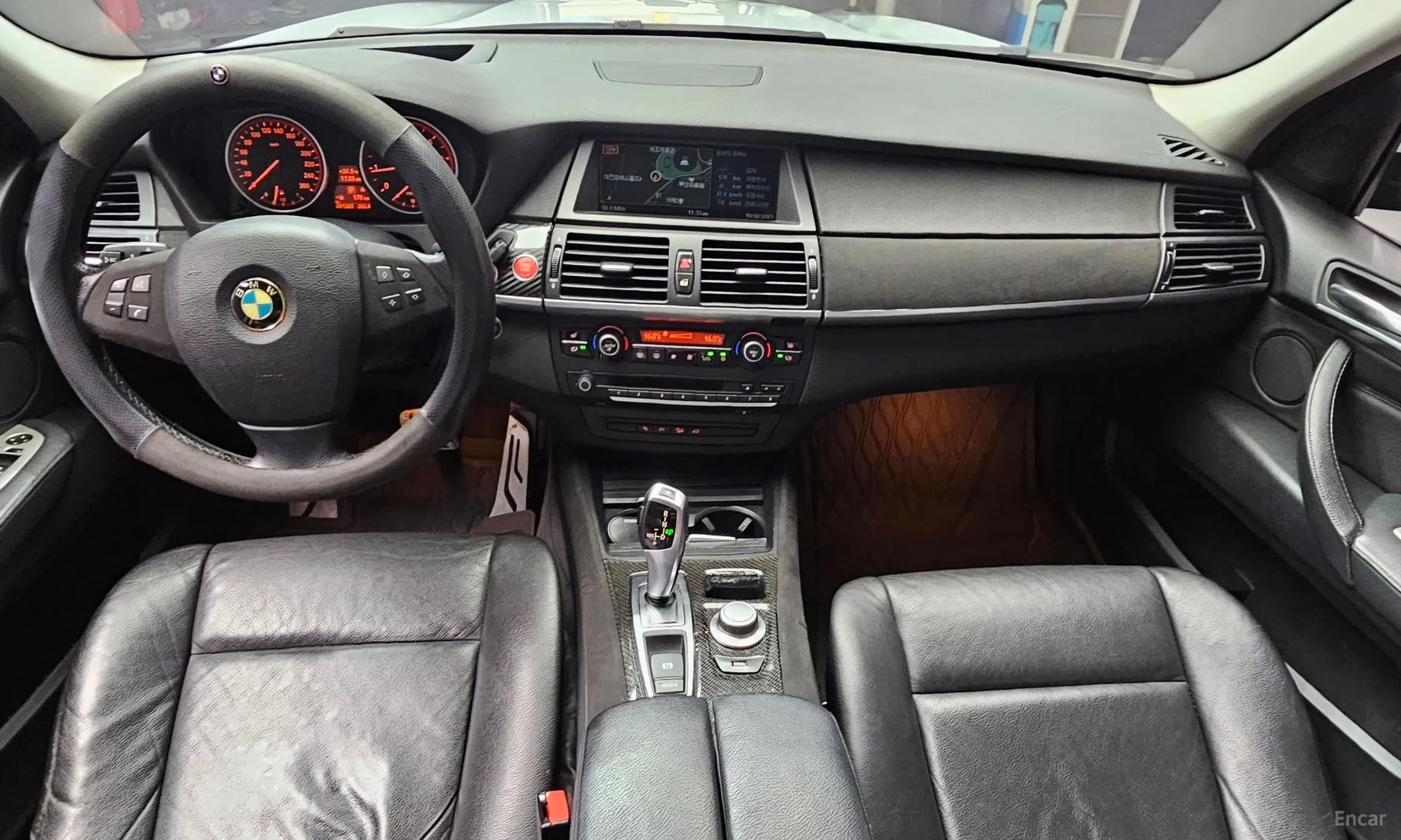 X5 (E70)