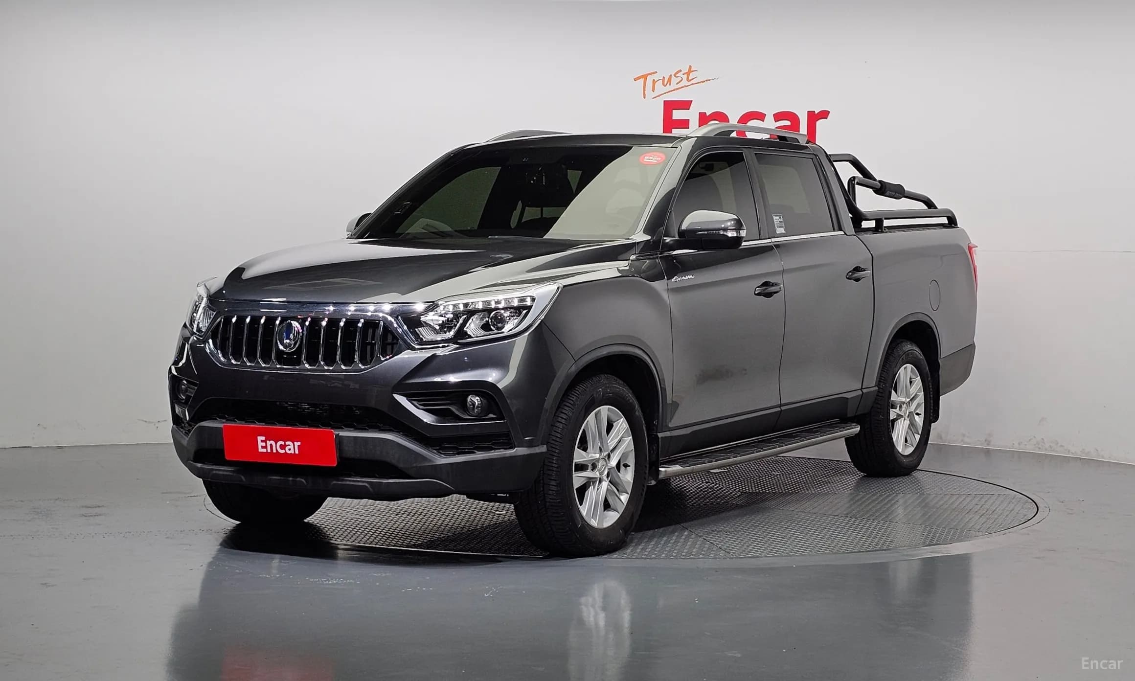 Rexton Sports Khan