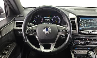 Rexton Sports Khan