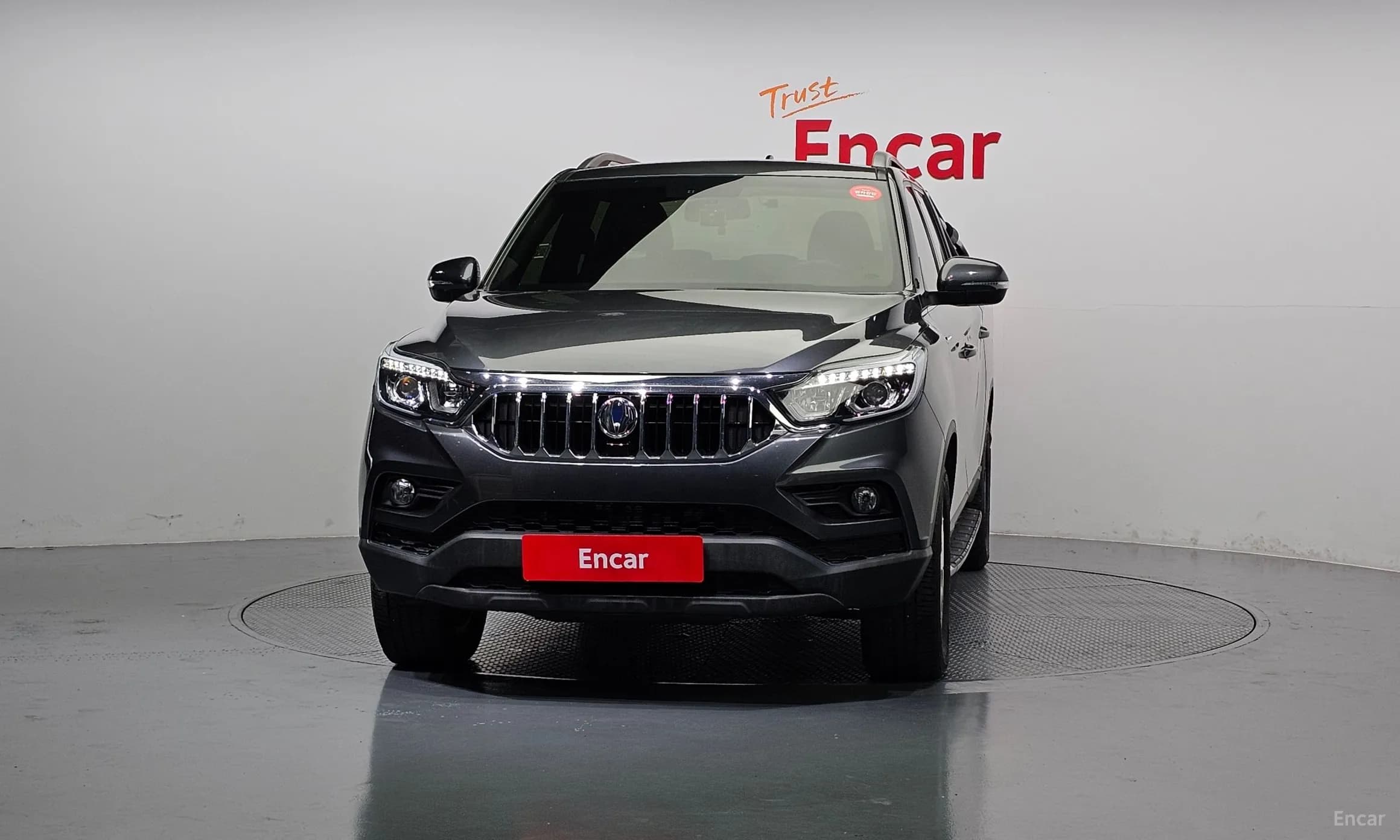 Rexton Sports Khan