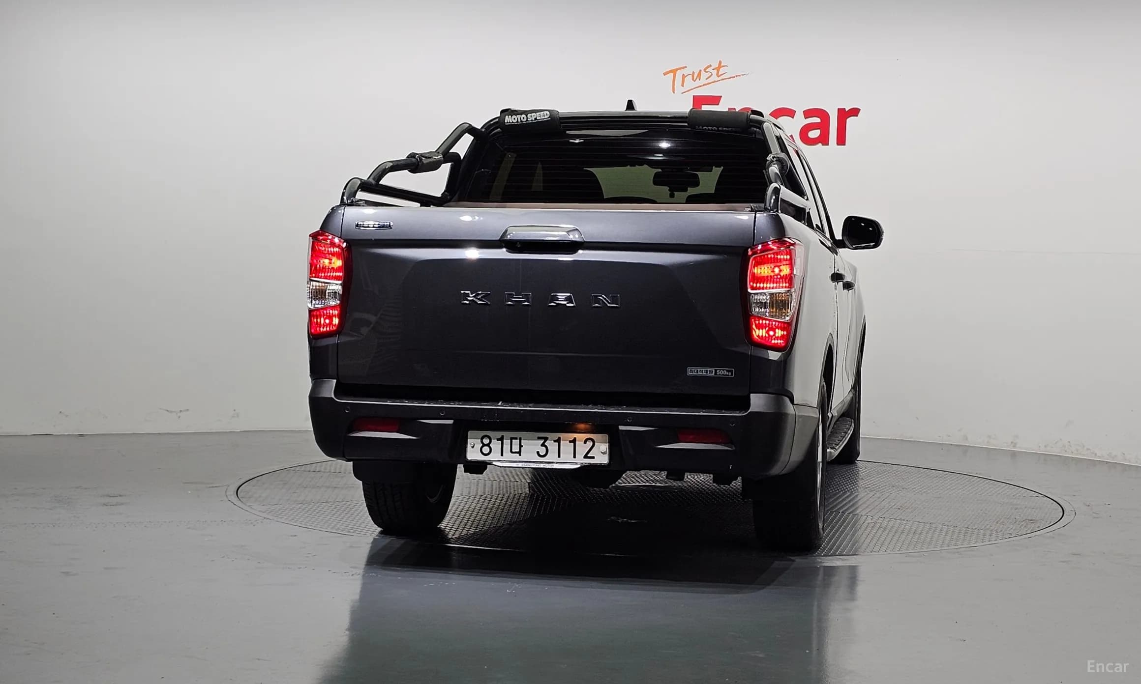 Rexton Sports Khan