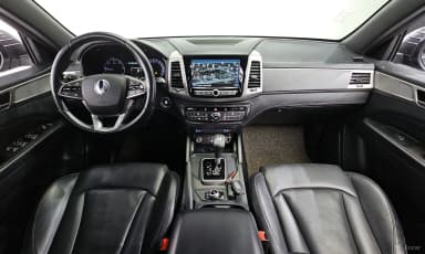 Rexton Sports Khan