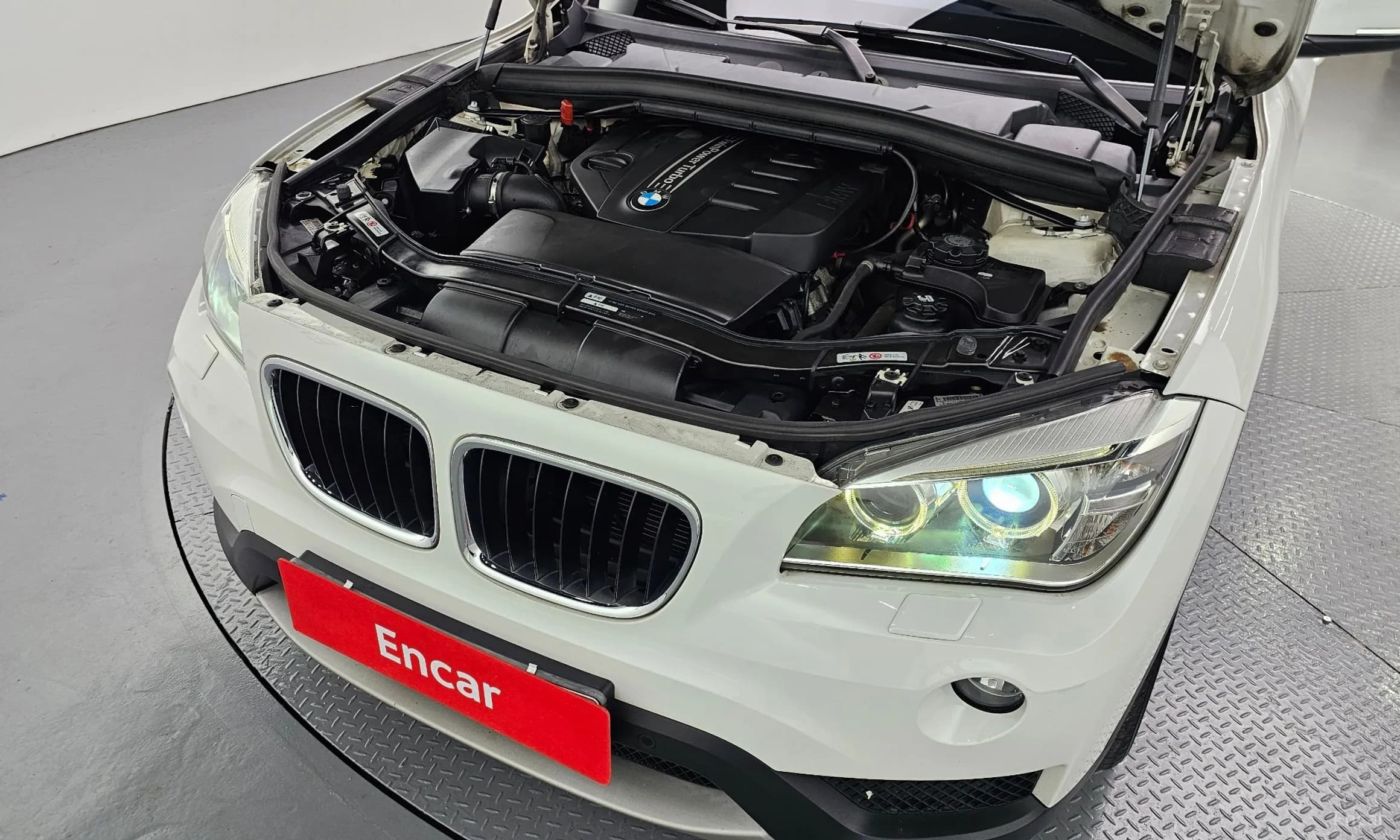X1 (E84)