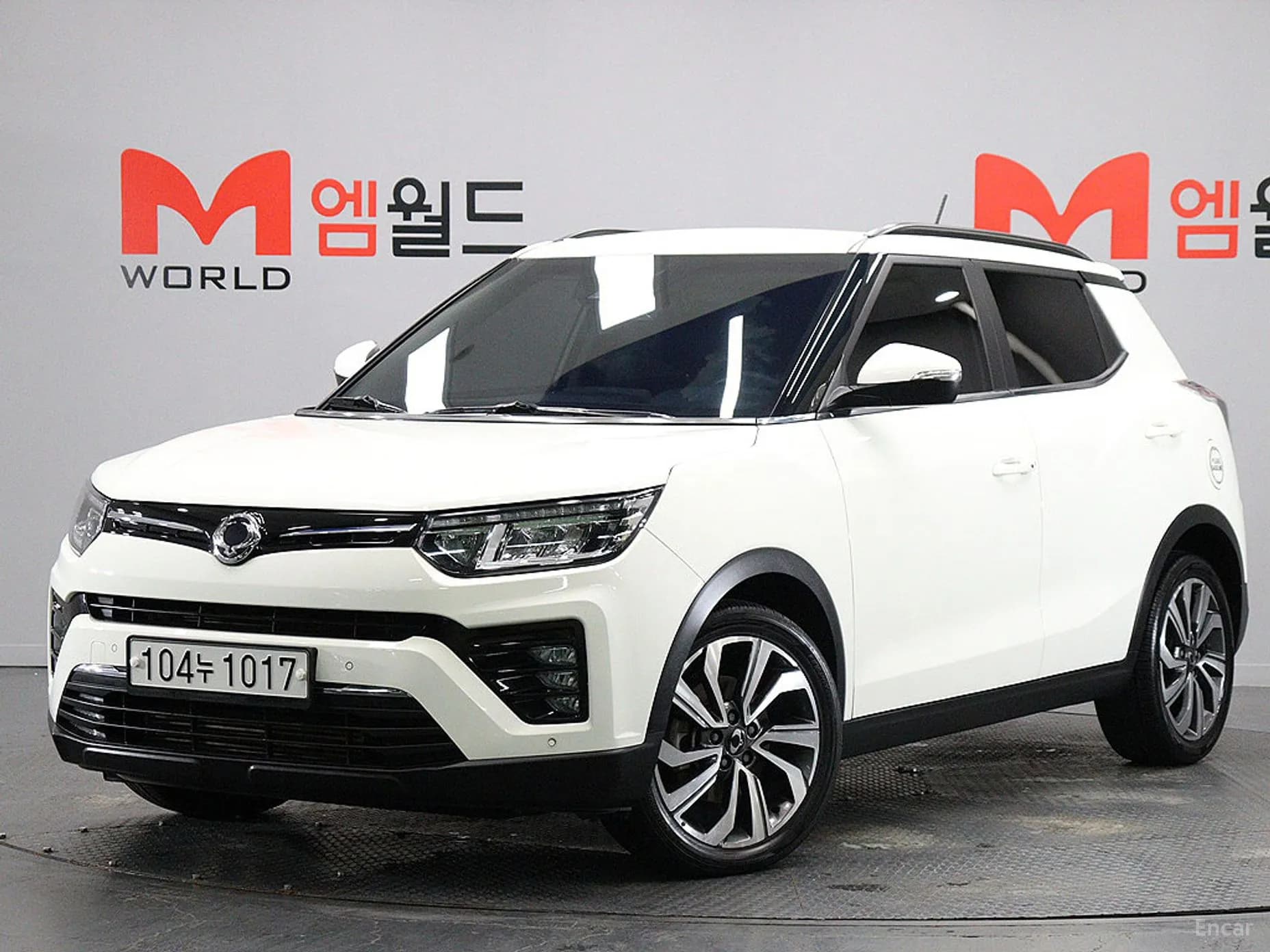 Berry New Tivoli