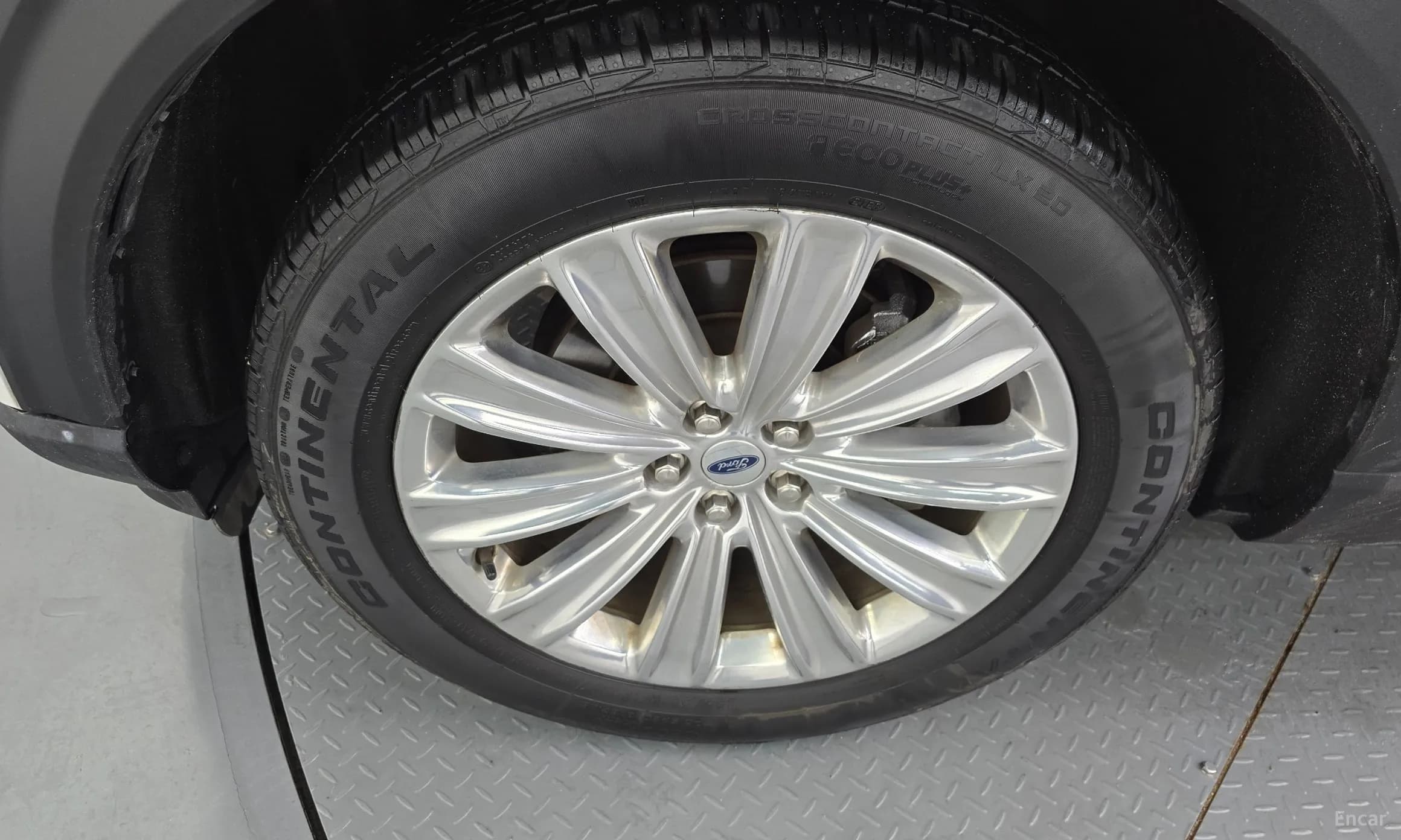 Explorer 6th Generation