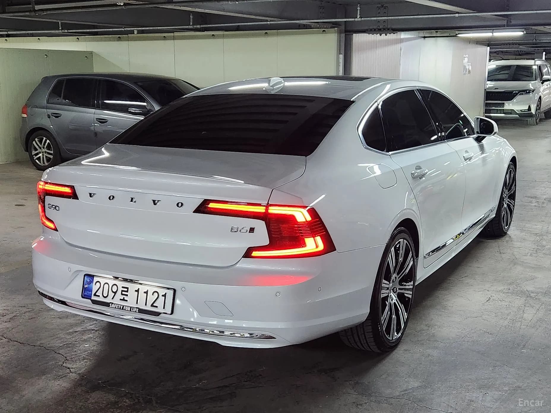 S90