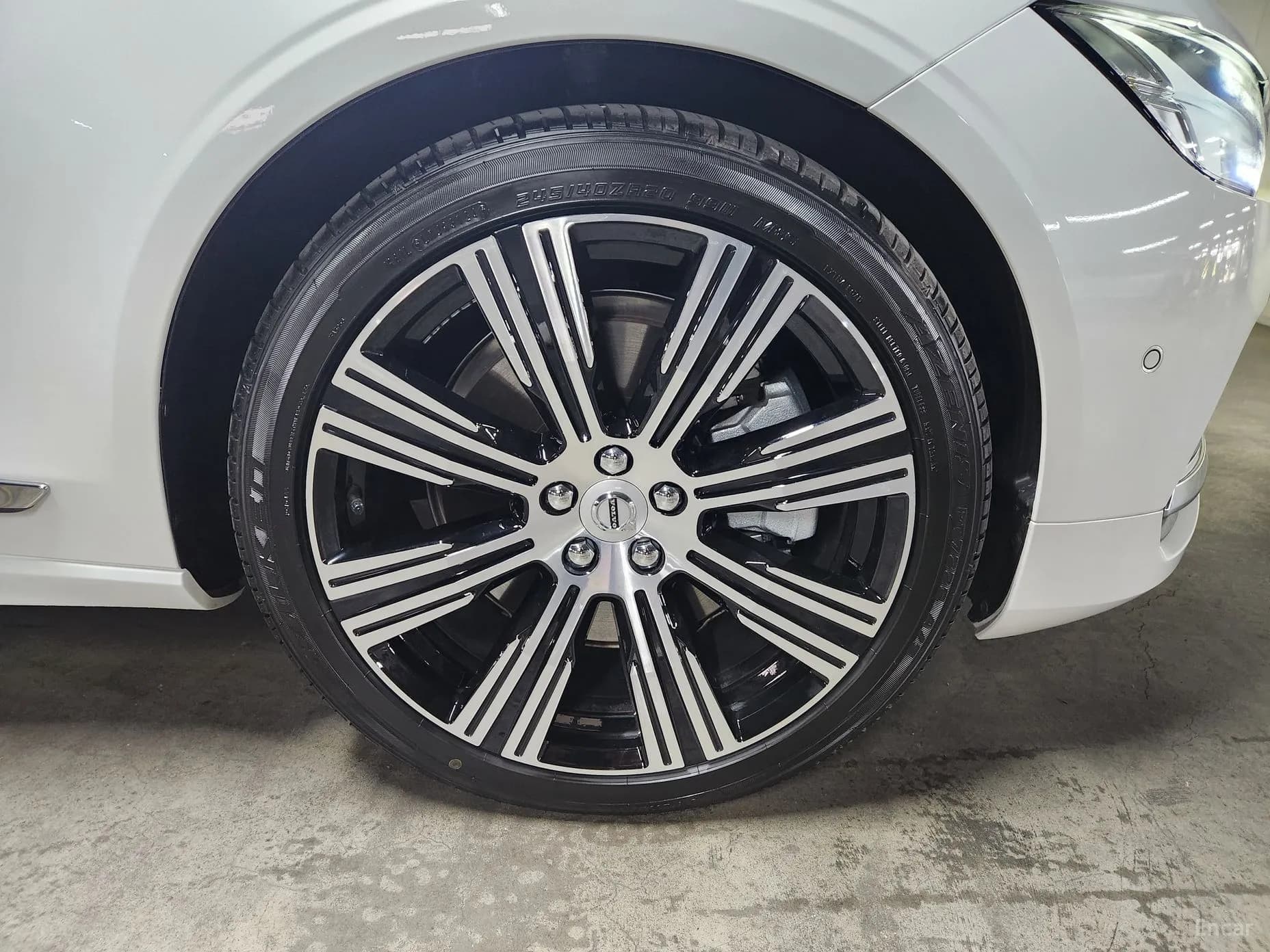 S90