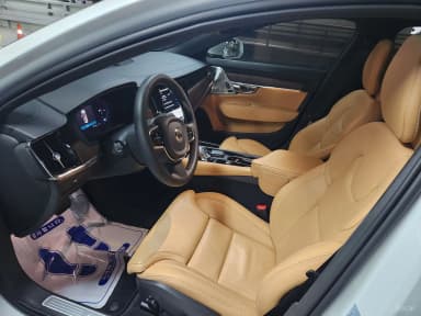 S90