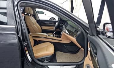 7 Series (F01)