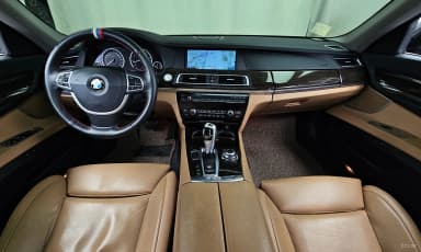7 Series (F01)
