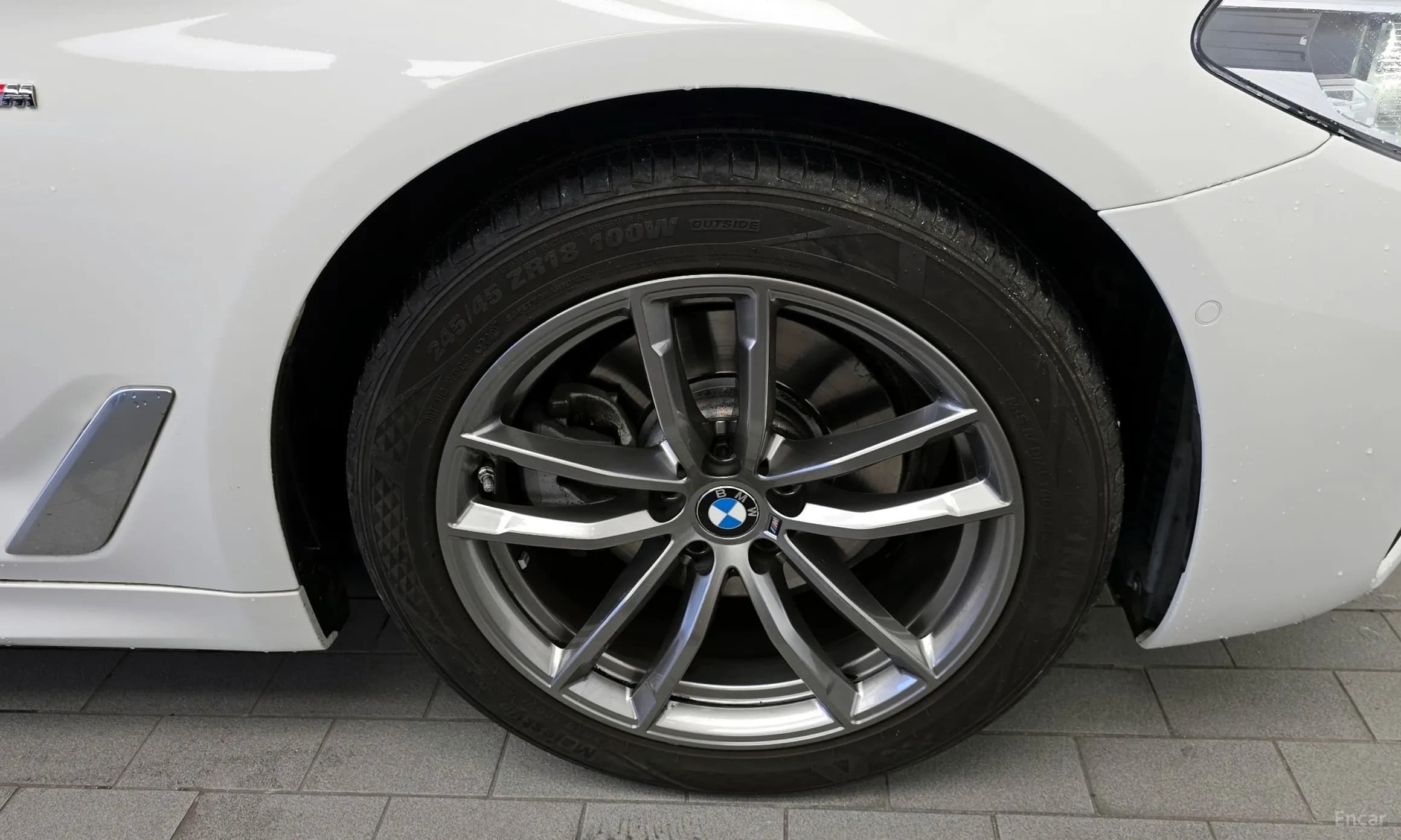5 Series (G30)