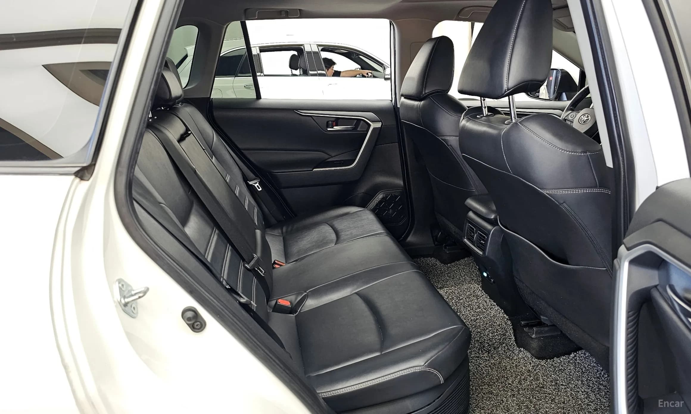 RAV4 5th Generation