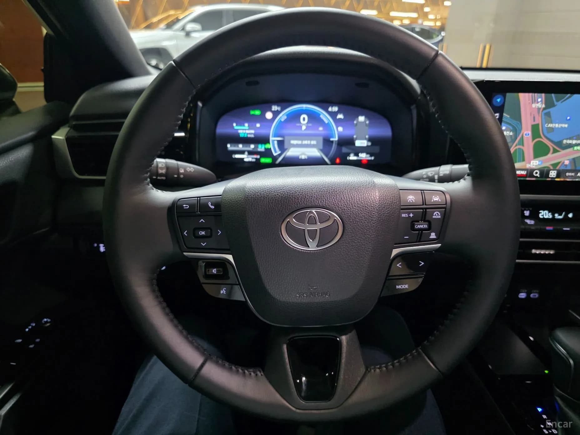 Camry (XV80)