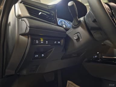 Camry (XV80)