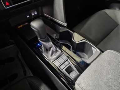 Camry (XV80)