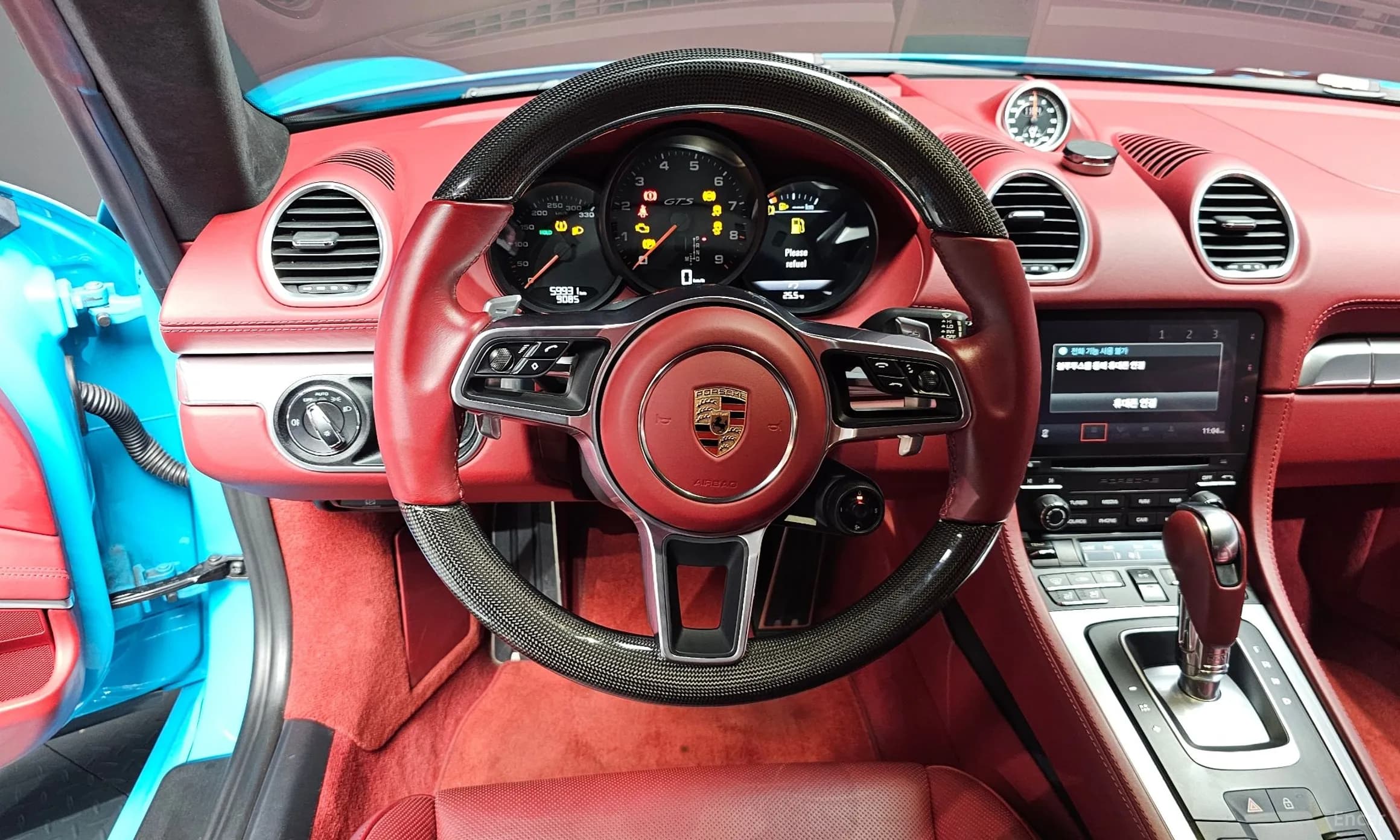 718 Cayman