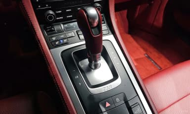 718 Cayman