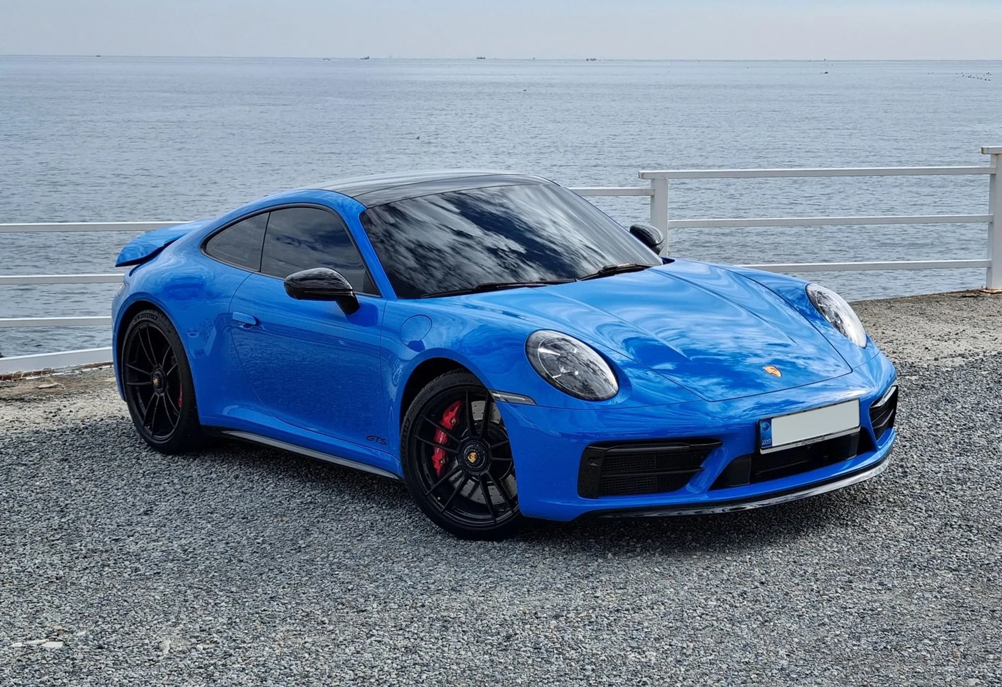 911 (992)