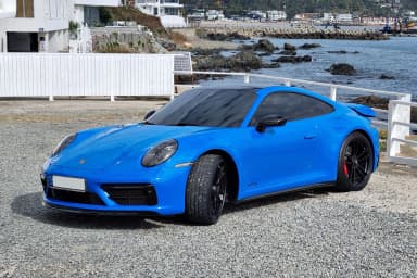911 (992)