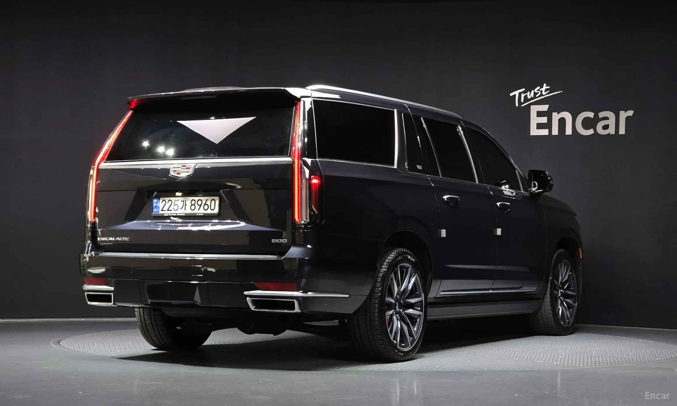 Escalade 5th Generation