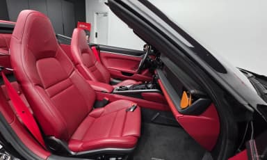 911 (992)
