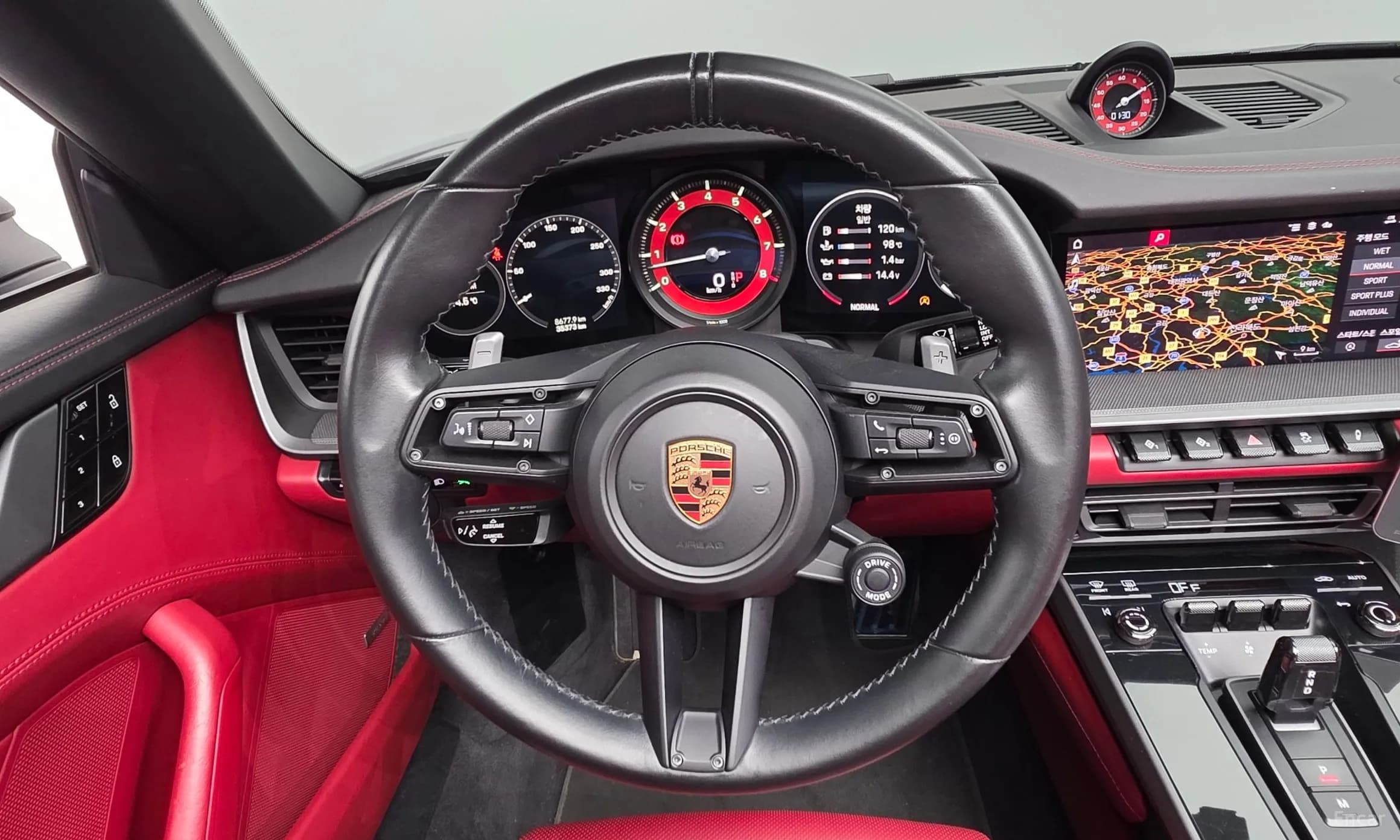 911 (992)