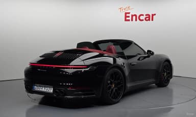911 (992)