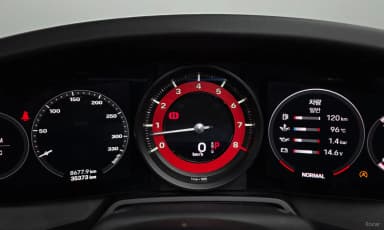 911 (992)