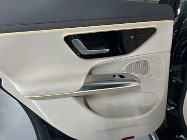 E-Class W214