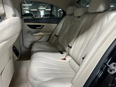 E-Class W214