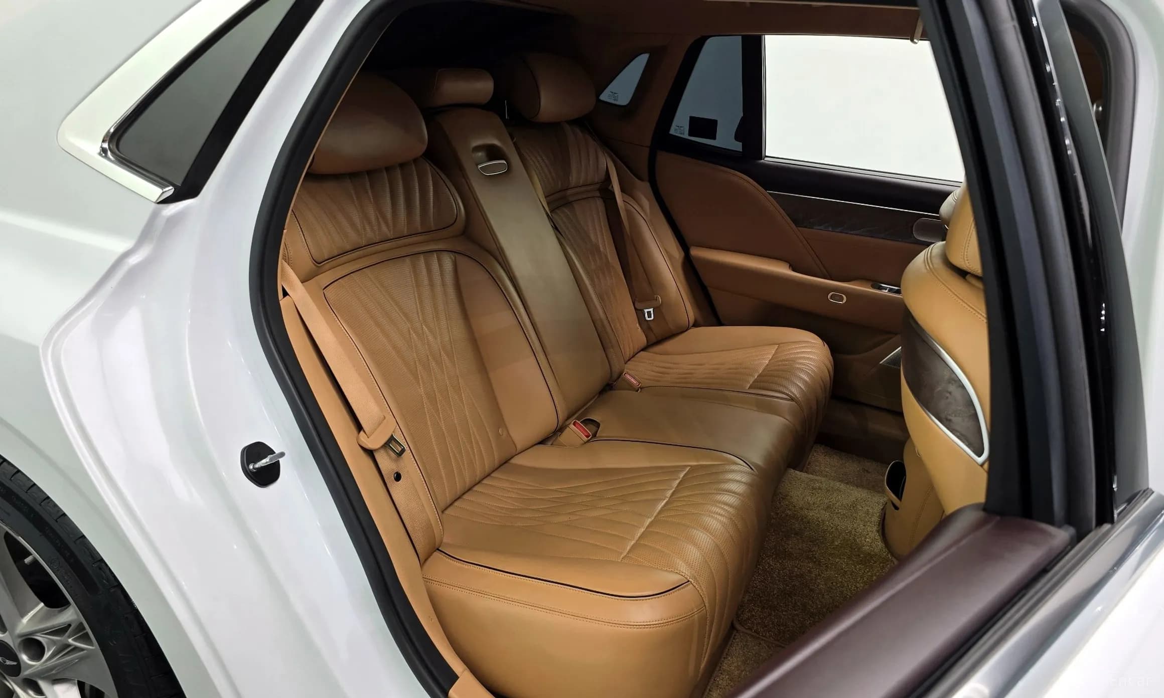 G90 (RS4)