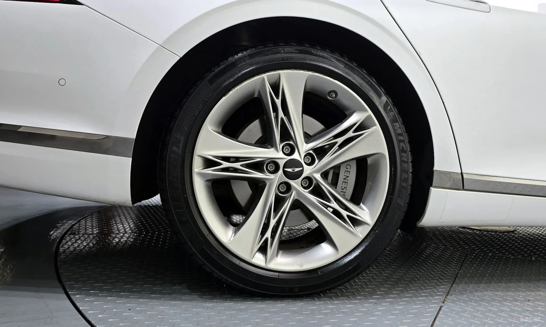 G90 (RS4)