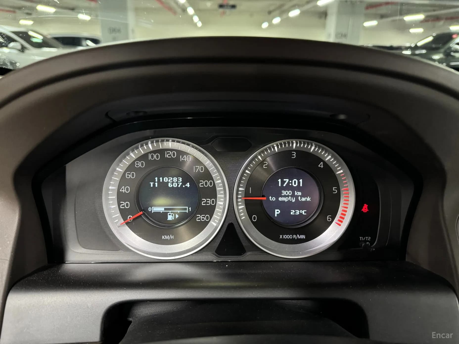 XC60