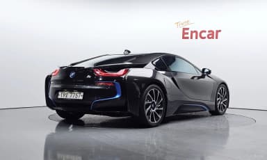 i8