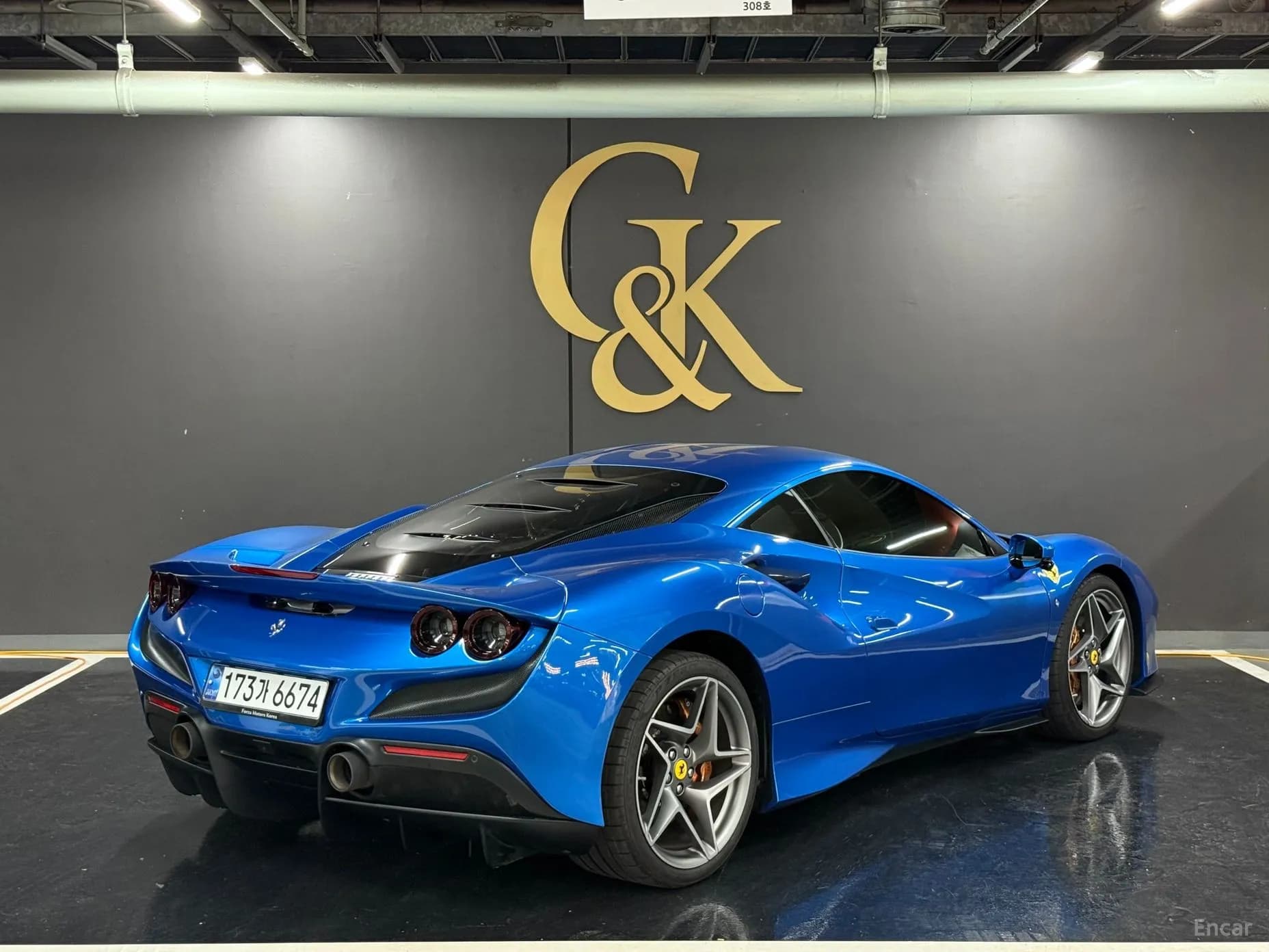F8 Tributo
