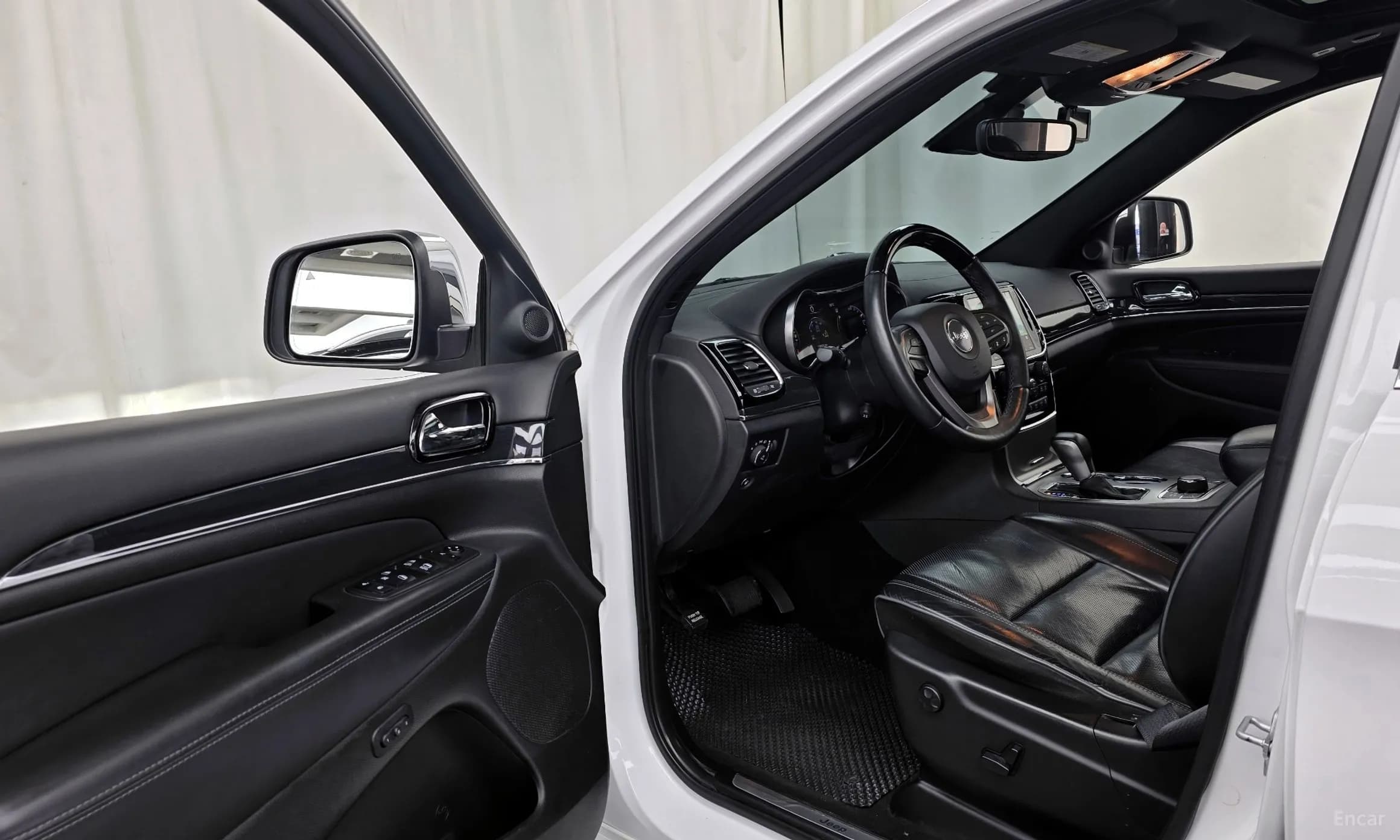 Grand Cherokee