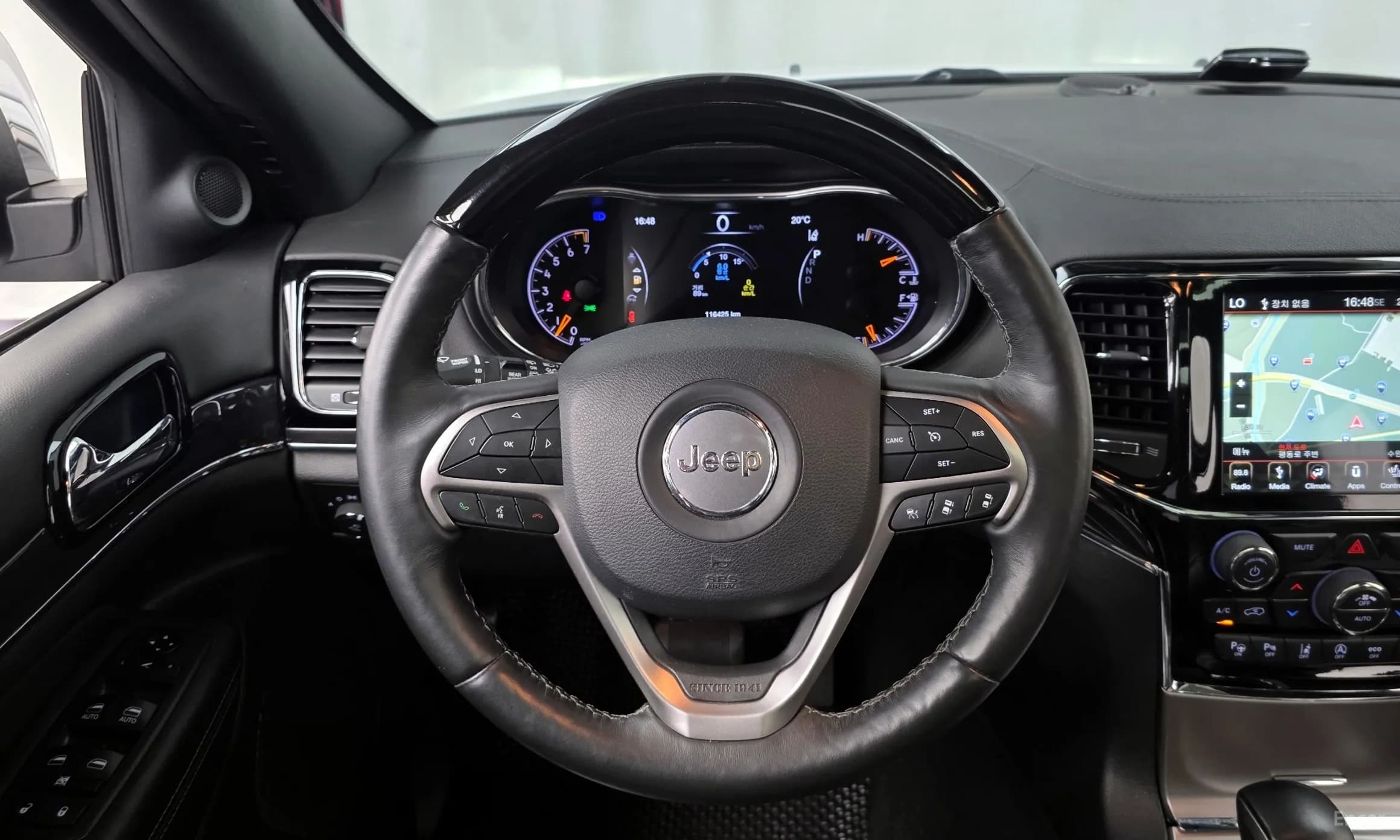 Grand Cherokee