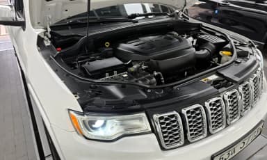 Grand Cherokee