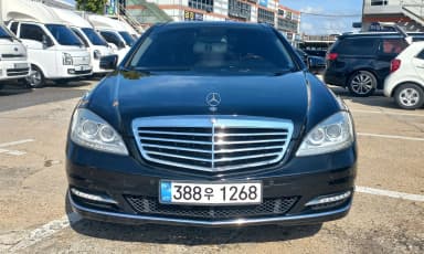 S-Class W221