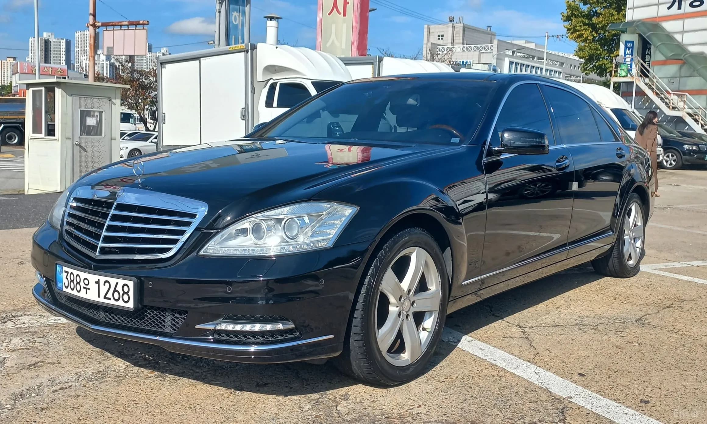 S-Class W221