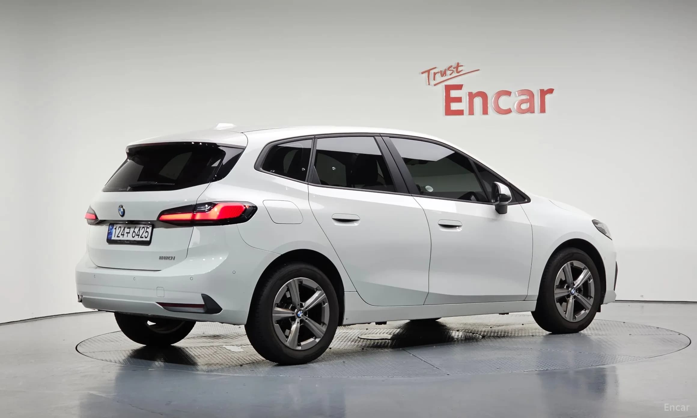 2 Series Active Tourer (U06)